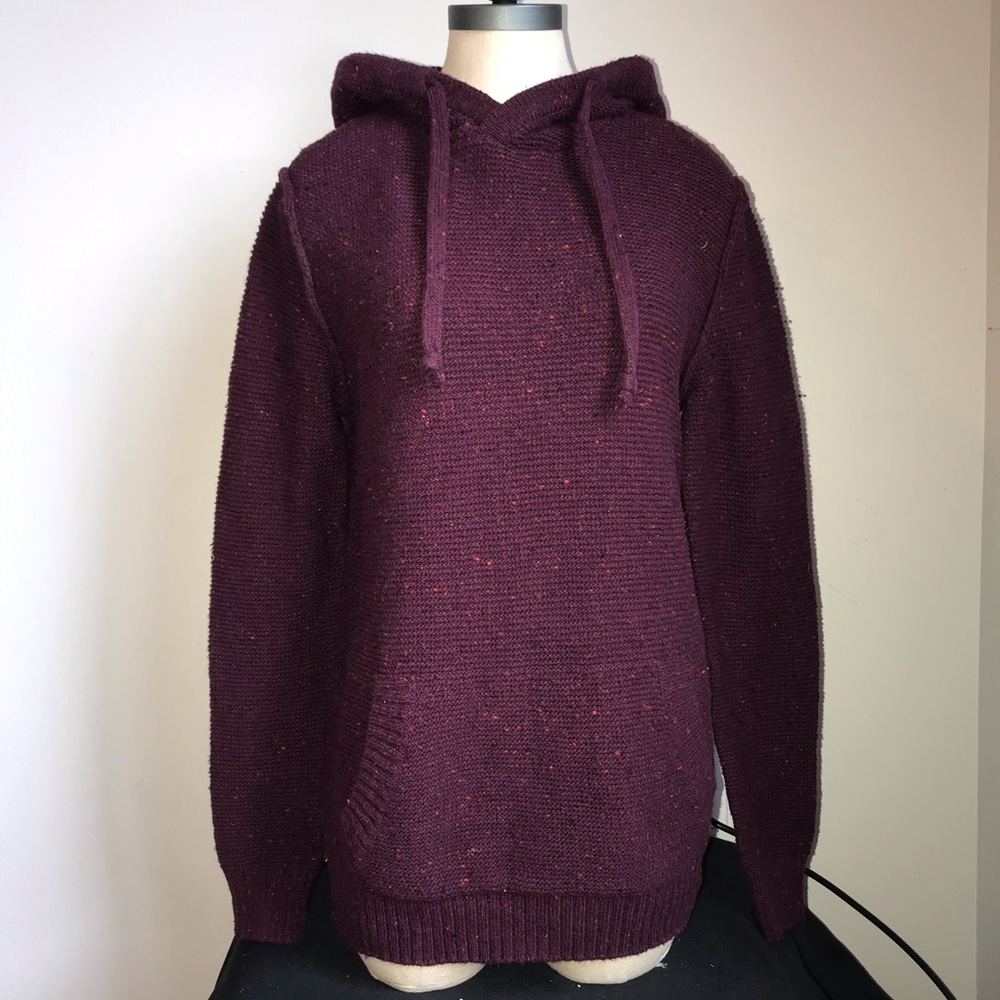 American Eagle pullover sweater